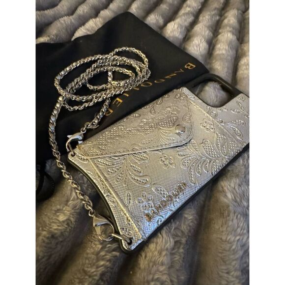 Bandolier 12/13 max pro lily lace crossbody iphone case/belt/strap set - Picture 5 of 11